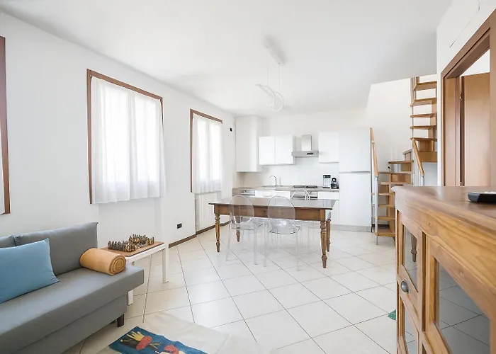 아파트 Dimore Al Borgo 몬타냐나